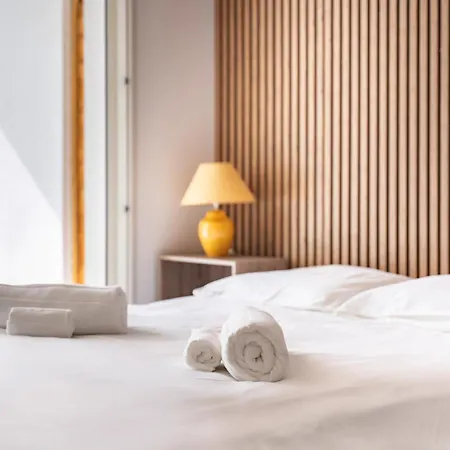 Dans Résidence Neuve - Terrasse Et Jardin Cannes