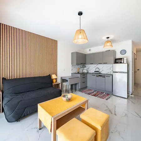 Appartement Dans Résidence Neuve - Terrasse Et Jardin *